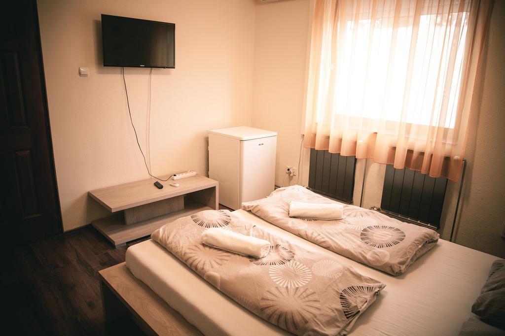 Hotel Central King Budapest Room photo
